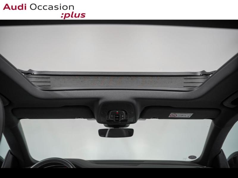 Voitures occasions Audi Q8 S line Paris