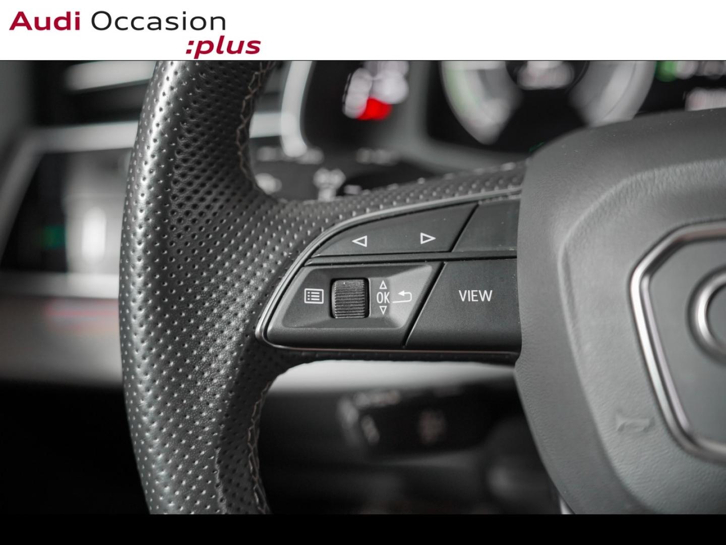 Voitures occasions Audi Q8 S line Paris