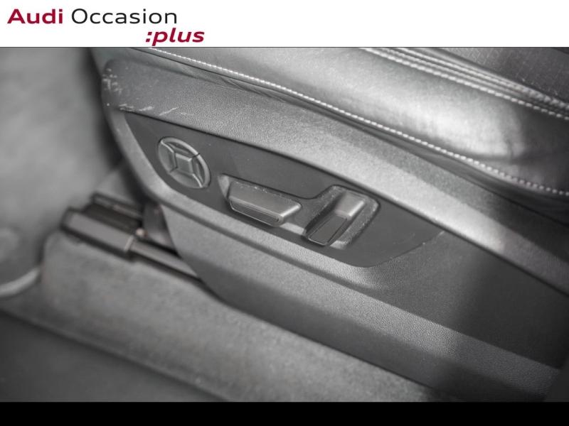 Voitures occasions Audi Q8 S line Paris