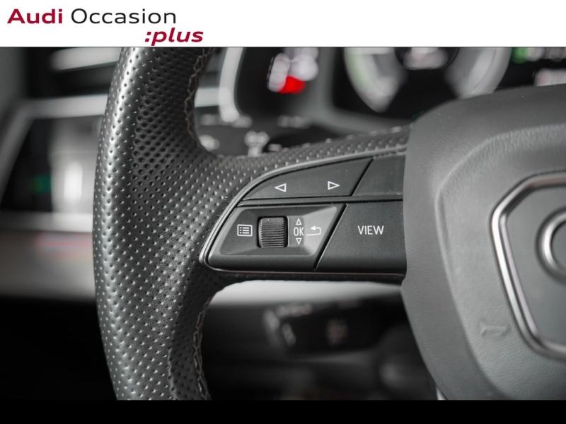 Voitures occasions Audi Q8 S line Paris