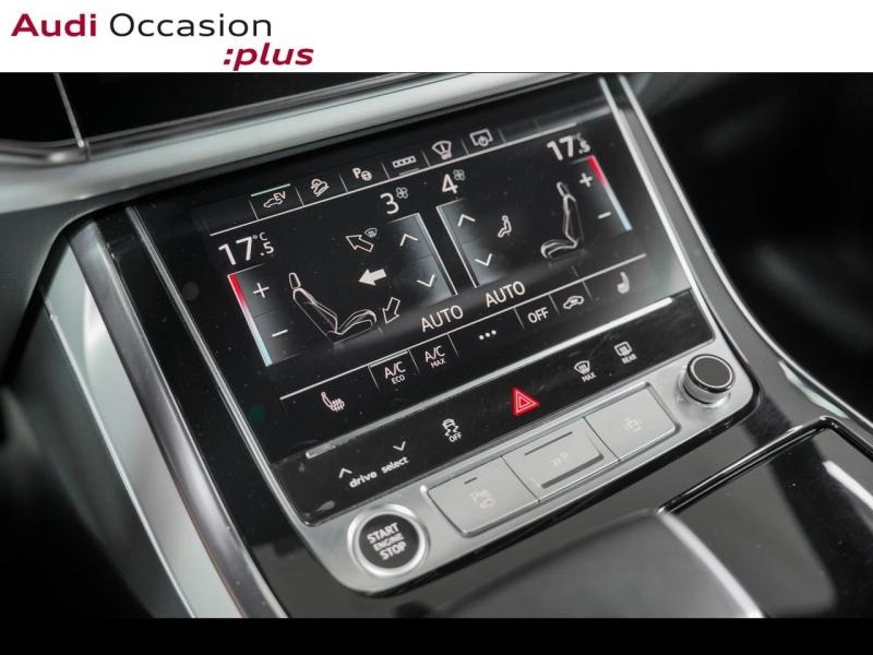 Voitures occasions Audi Q8 S line Paris