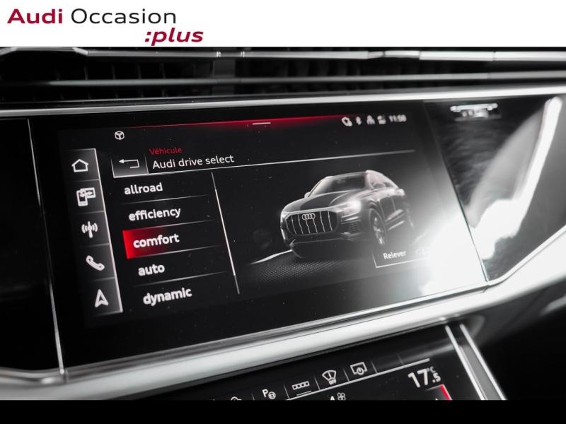Voitures occasions Audi Q8 S line Paris