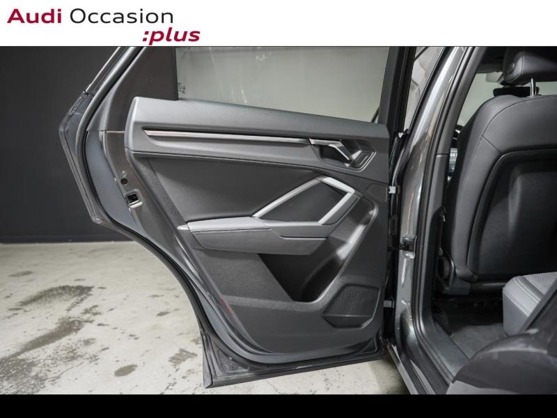Voitures occasions Audi Q3 Sportback S line Paris