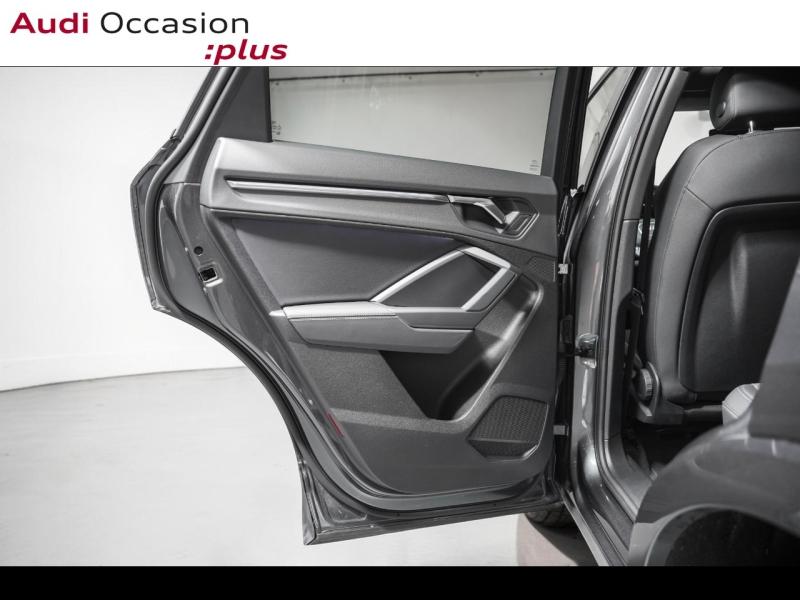 Voitures occasions Audi Q3 S line Paris