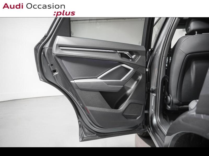 Voitures occasions Audi Q3 S line Paris