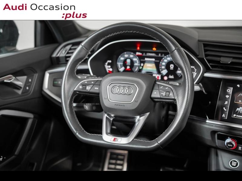 Voitures occasions Audi Q3 S line Paris