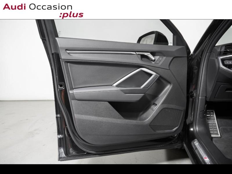 Voitures occasions Audi Q3 Sportback S line Paris