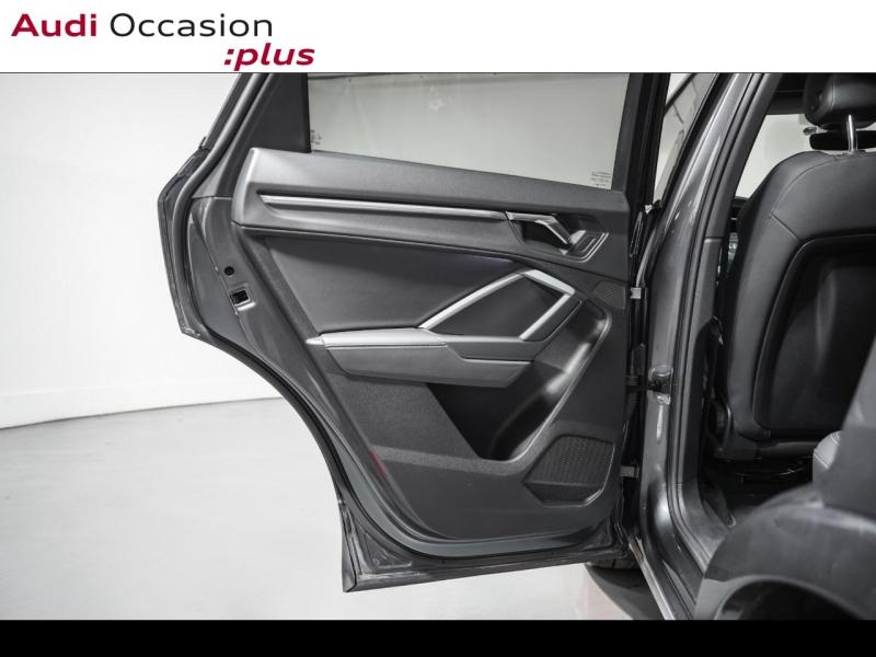 Voitures occasions Audi Q3 S line Paris