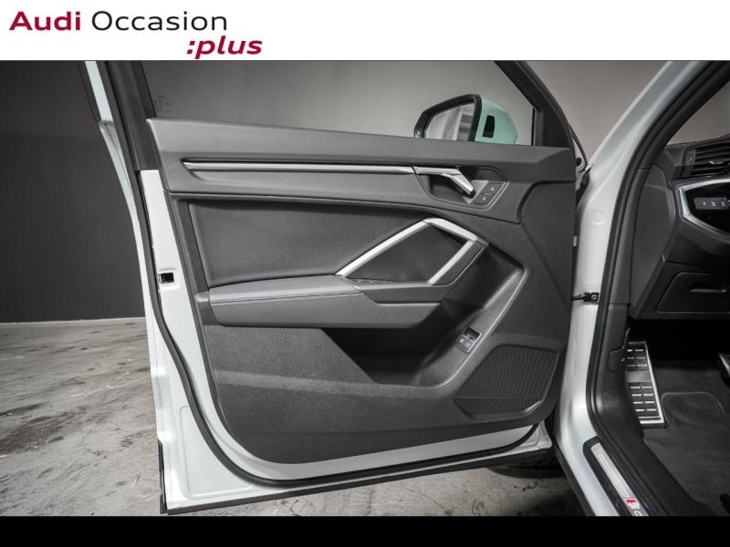Voitures occasions Audi Q3 Sportback S line Paris