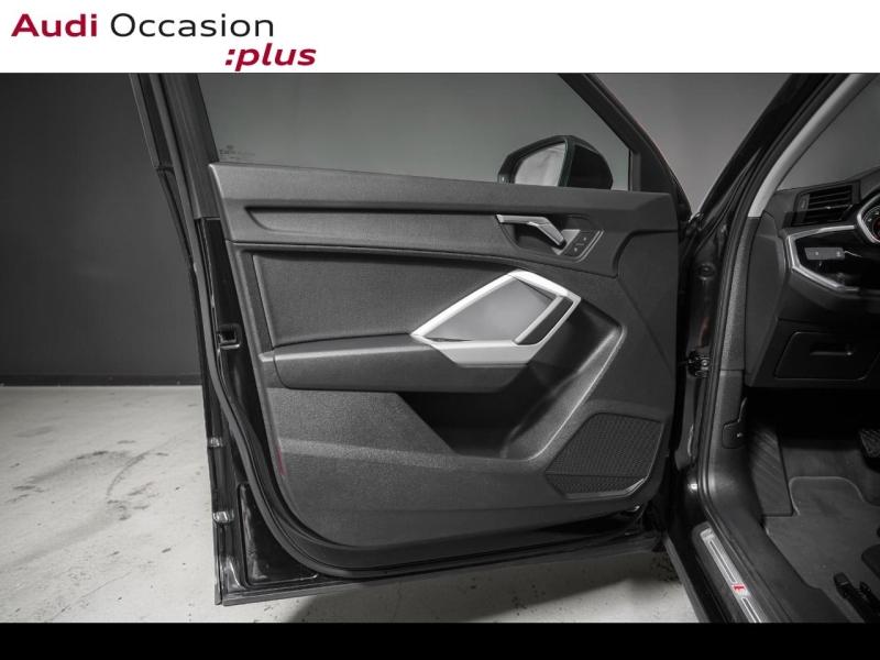 Voitures occasions Audi Q3 Sportback S line Paris