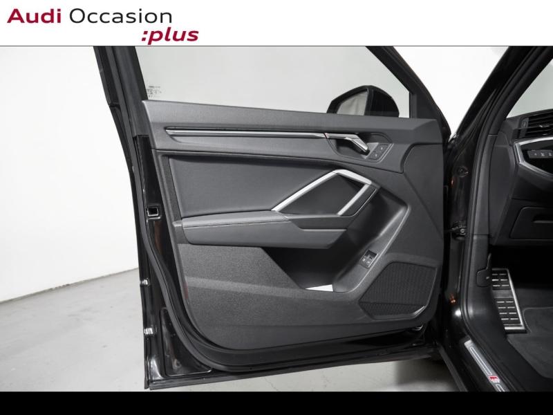 Voitures occasions Audi Q3 Sportback S line Paris
