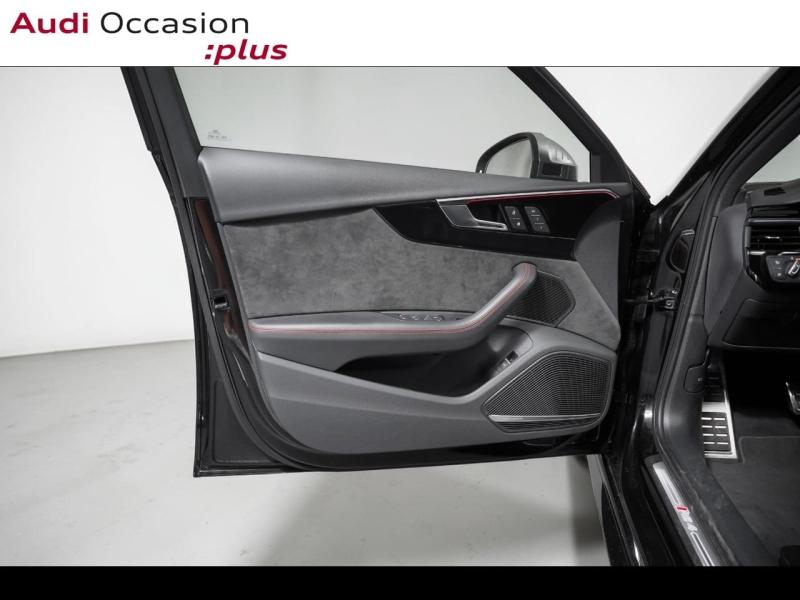 Voitures occasions Audi RS4 Avant Base Paris