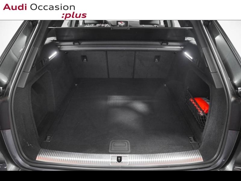 Voitures occasions Audi A4 Avant S line Paris