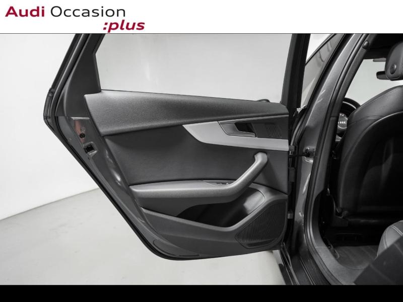 Voitures occasions Audi A4 Avant S line Paris