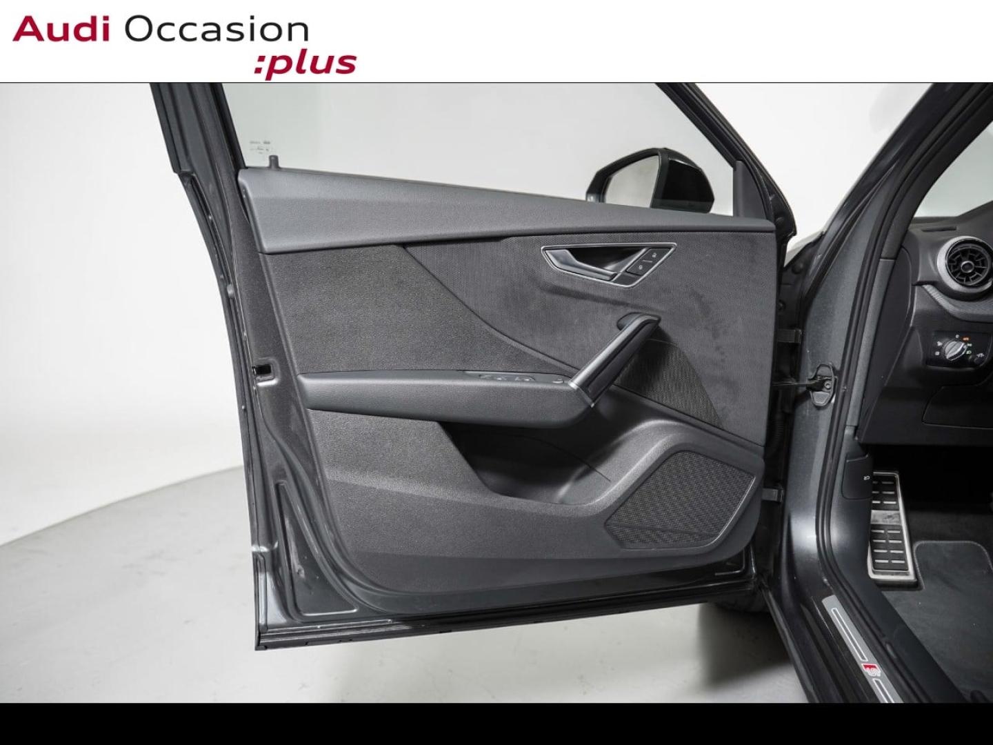 Voitures occasions Audi Q2 S line Plus Paris