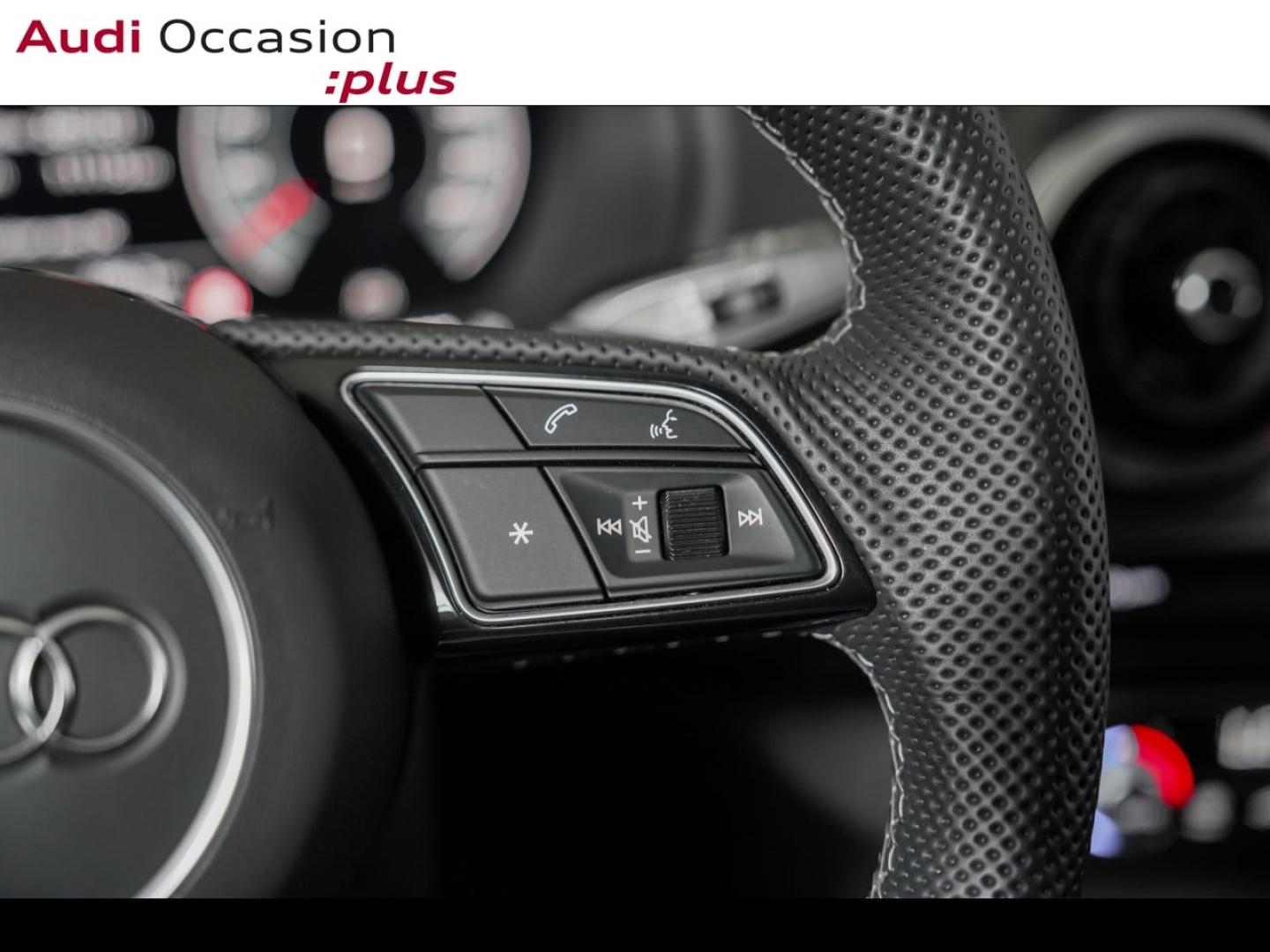 Voitures occasions Audi Q2 S line Plus Paris