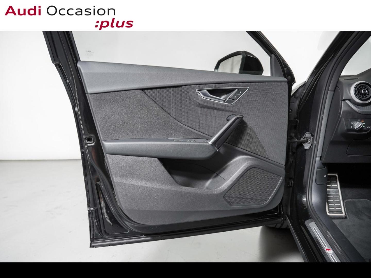 Voitures occasions Audi Q2 S line Plus Paris