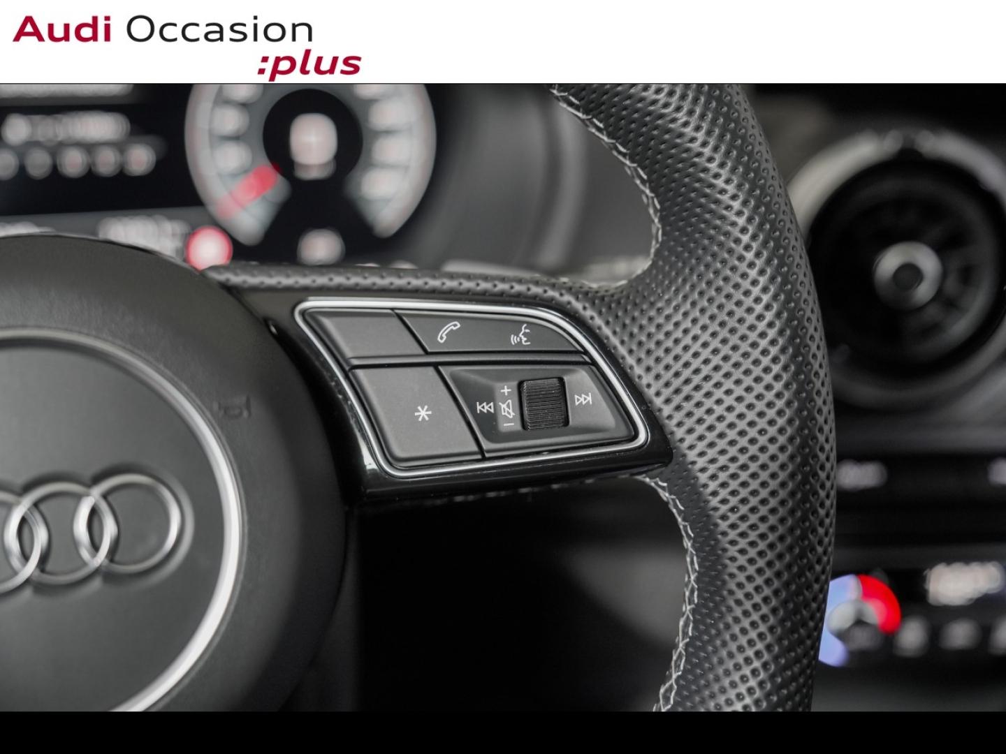 Voitures occasions Audi Q2 S line Plus Paris