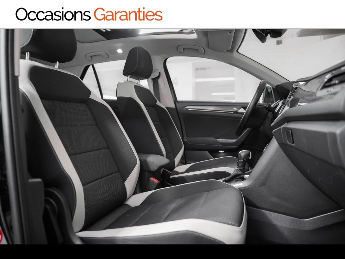 Voitures occasions VOLKSWAGEN T-ROC Carat Paris