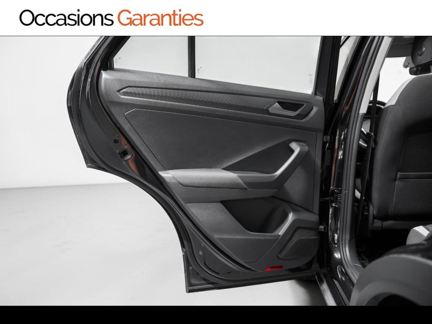 Voitures occasions VOLKSWAGEN T-ROC Carat Paris