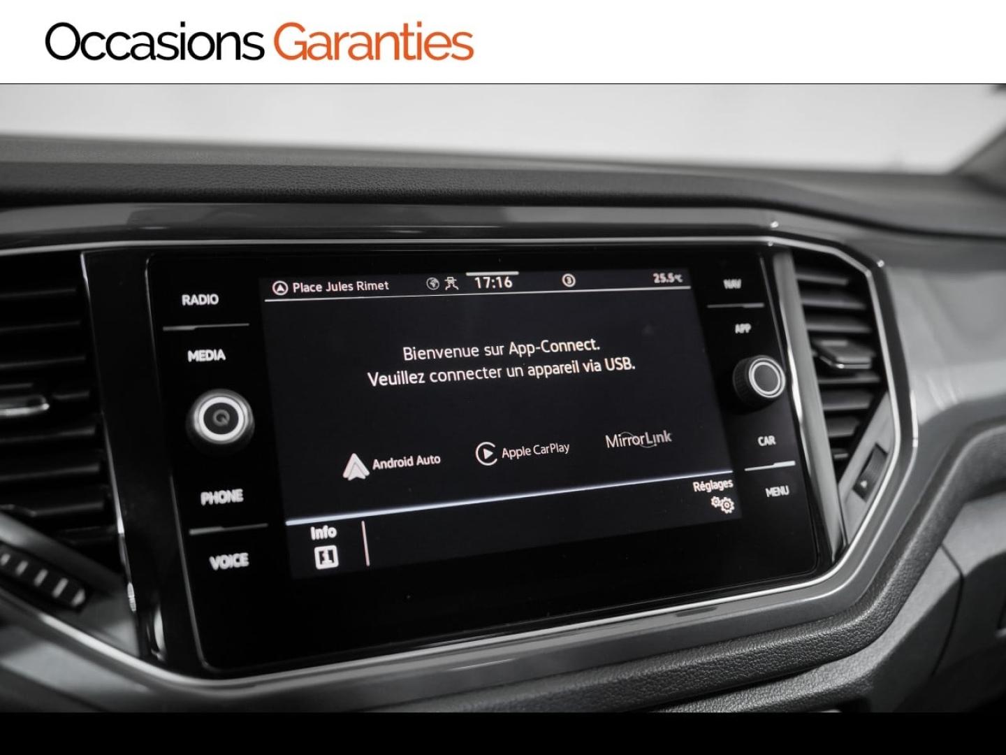 Voitures occasions VOLKSWAGEN T-ROC Carat Paris