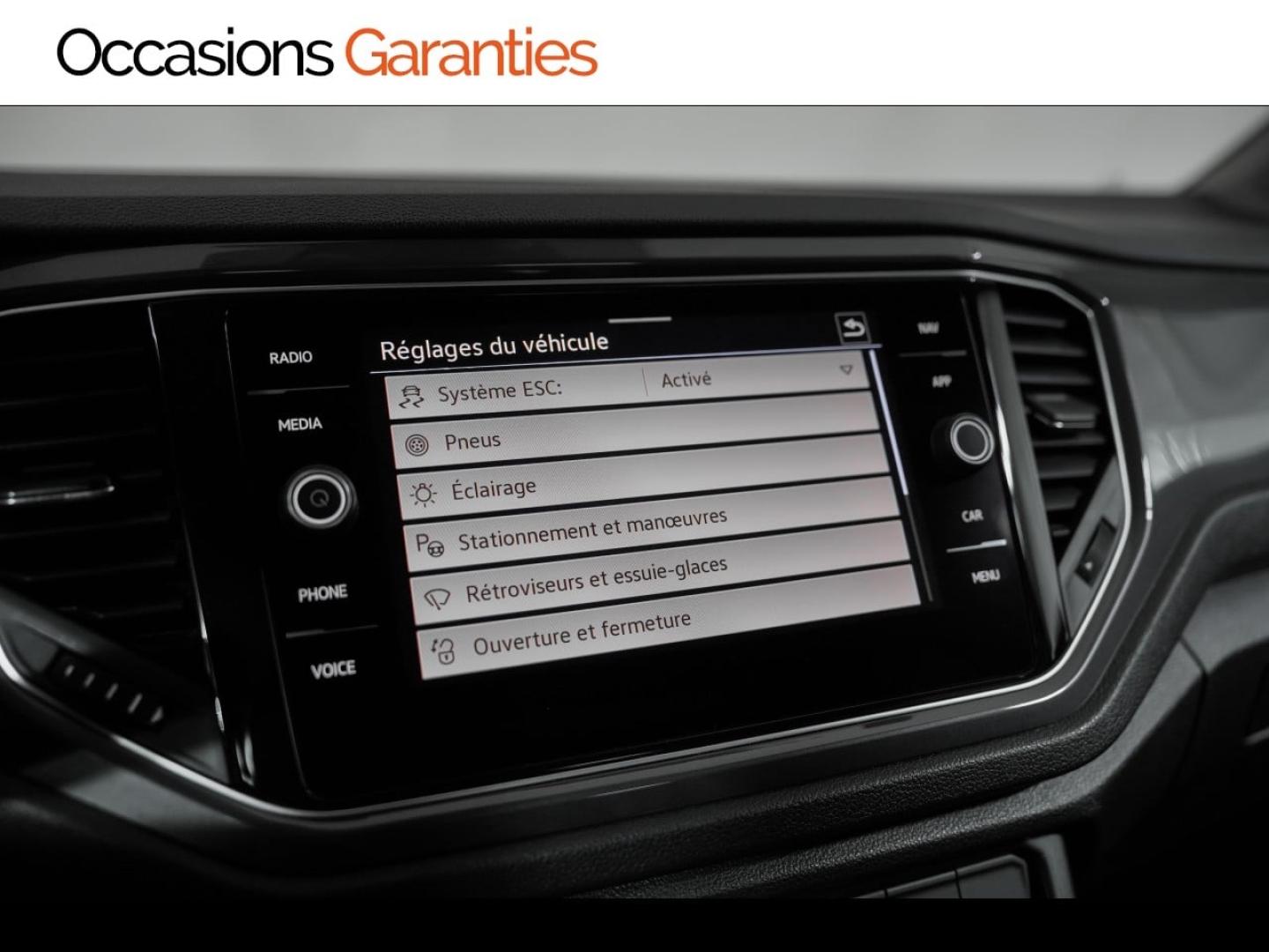 Voitures occasions VOLKSWAGEN T-ROC Carat Paris