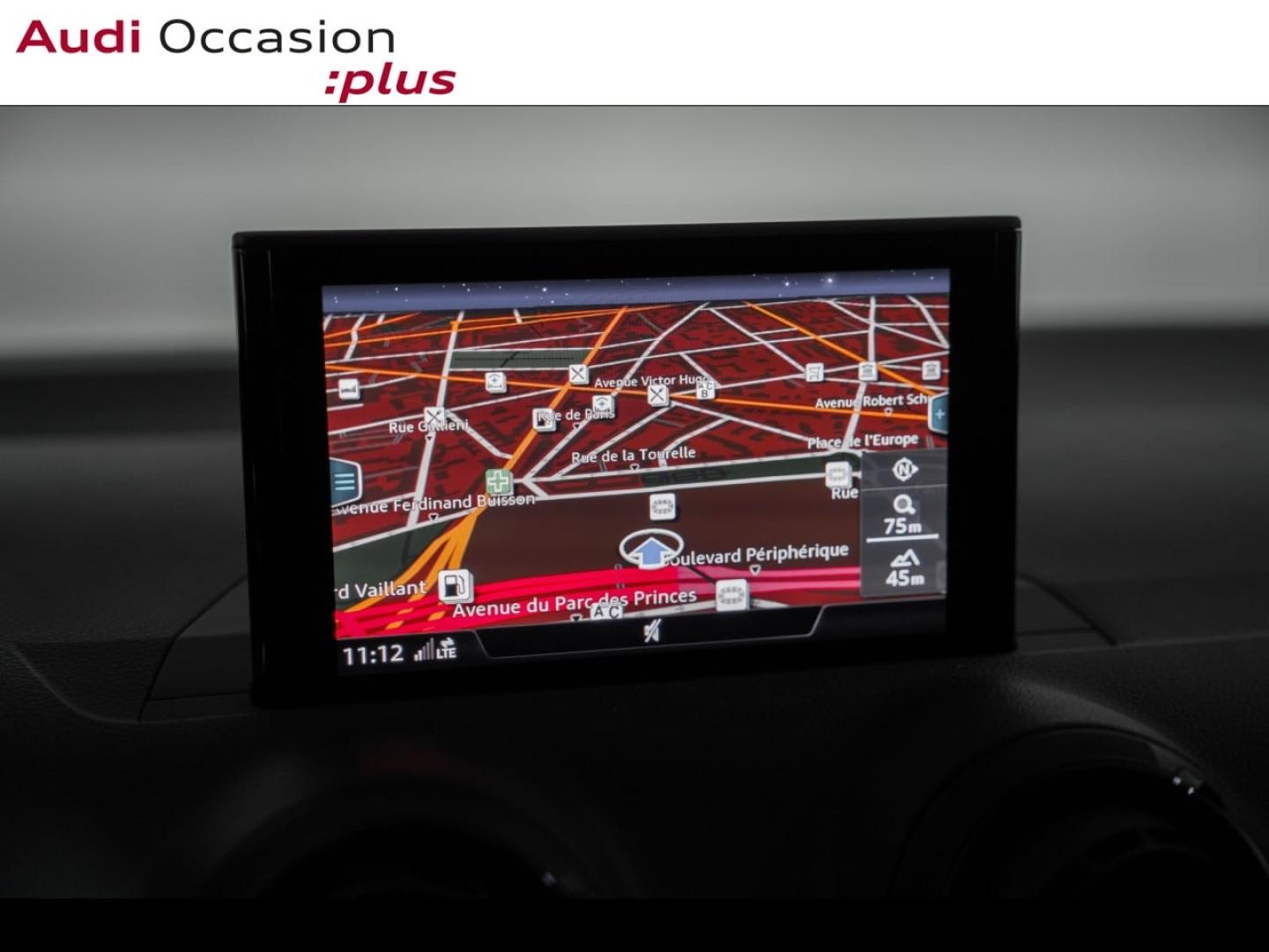 Voitures occasions Audi Q2 S line Paris
