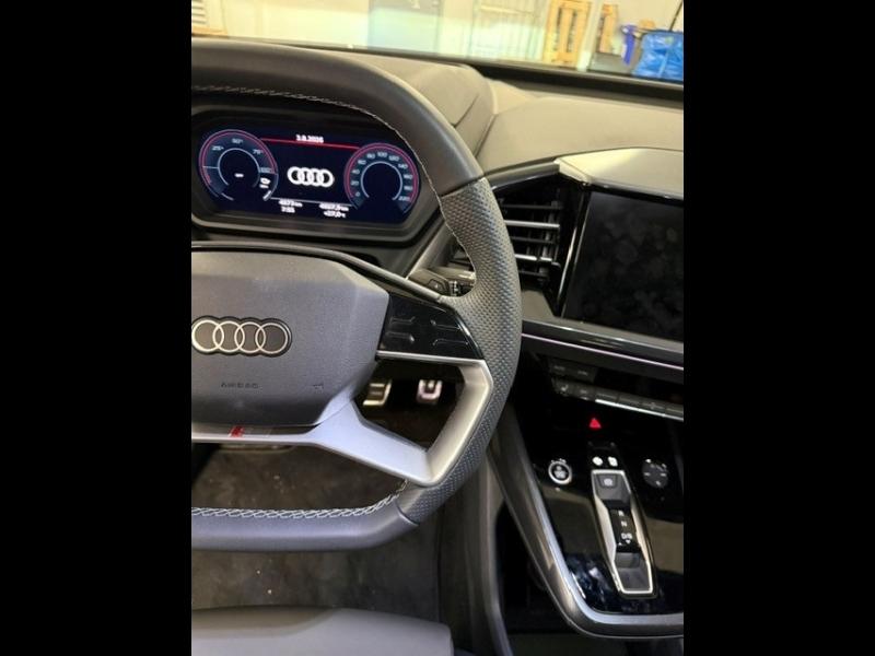 Voitures occasions Audi Q4 e-tron S line Paris
