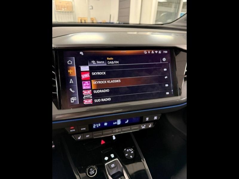 Voitures occasions Audi Q4 e-tron S line Paris