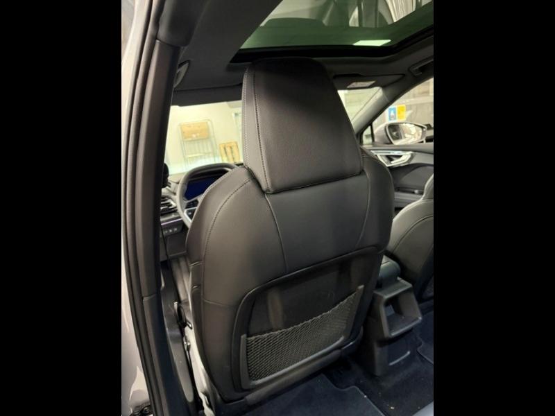 Voitures occasions Audi Q4 e-tron S line Paris