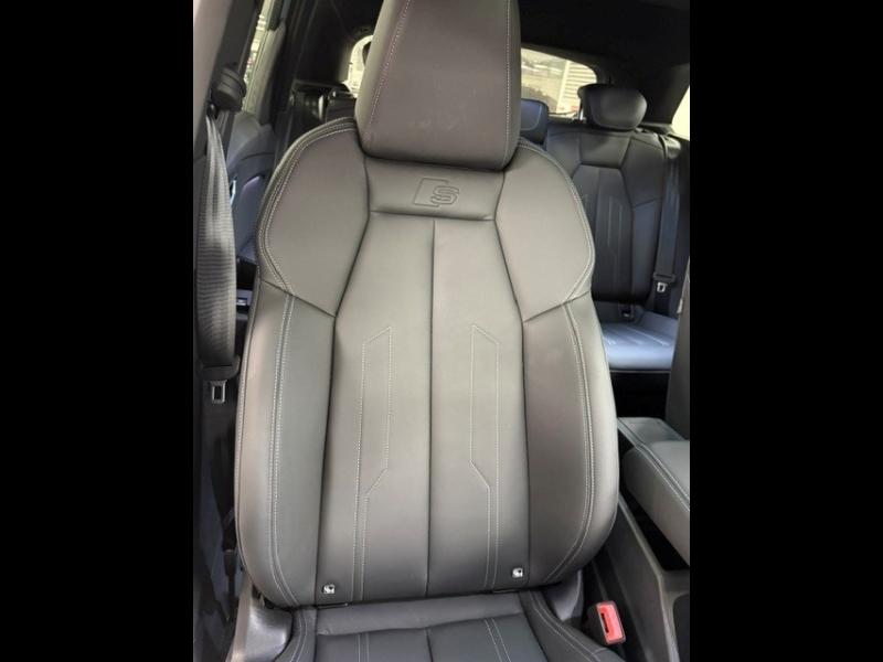 Voitures occasions Audi Q4 e-tron S line Paris