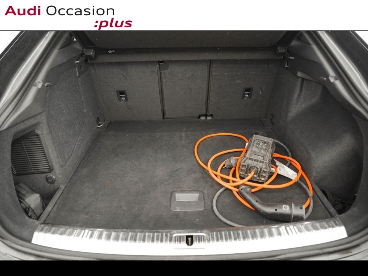 Voitures occasions Audi Q3 Sportback S line Paris