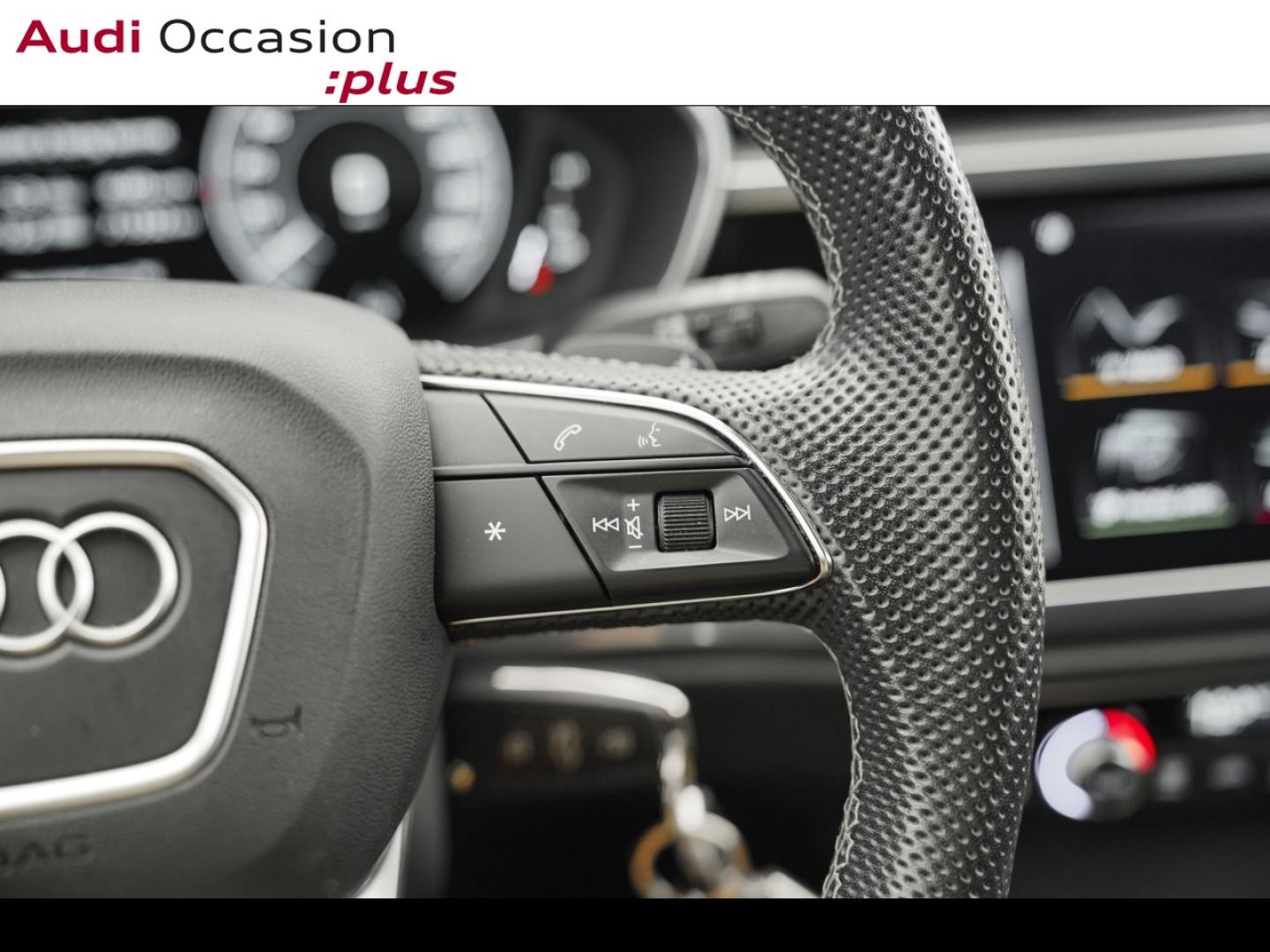 Voitures occasions Audi Q3 Sportback S line Paris