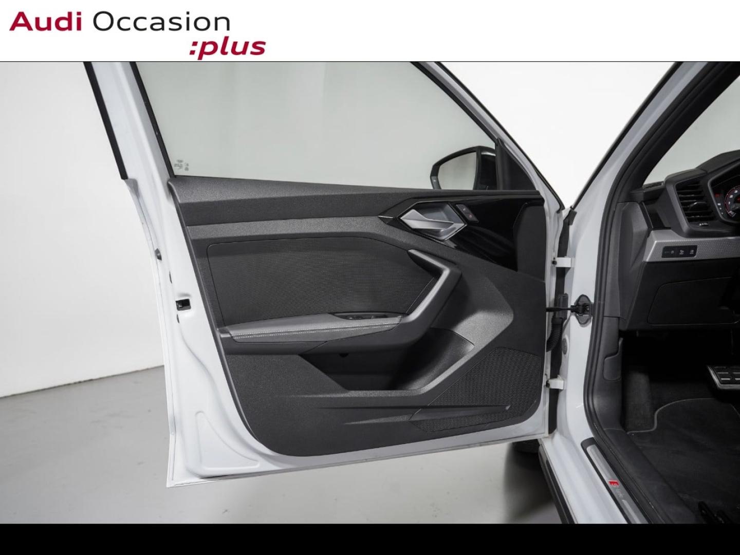 Voitures occasions Audi A1 Sportback S line Paris