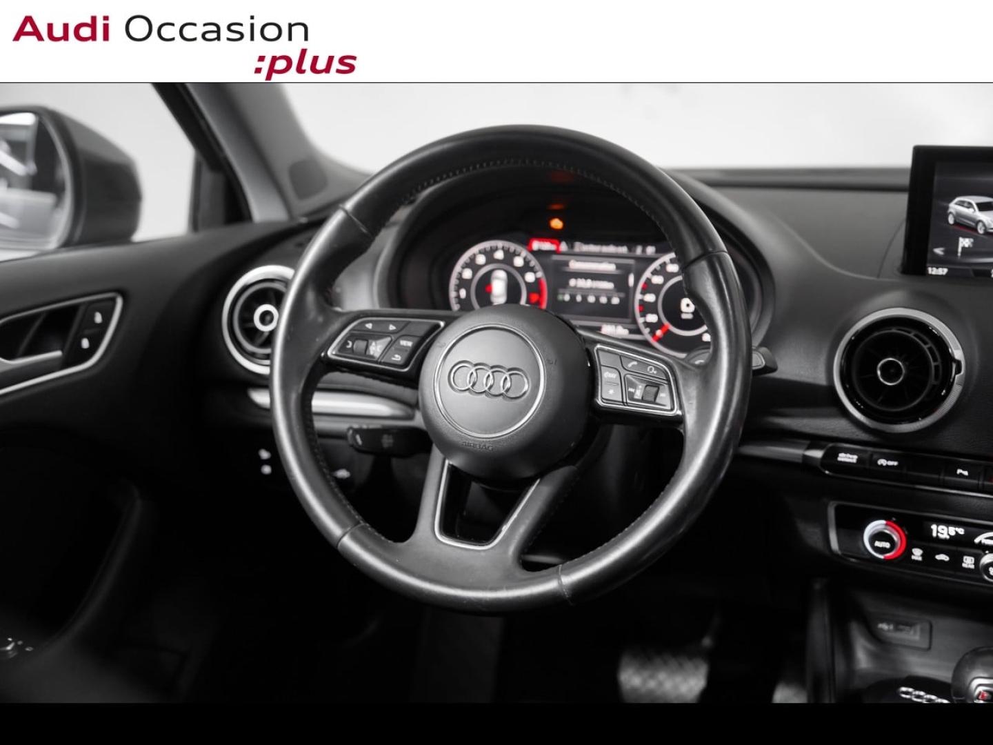 Voitures occasions Audi A3 Sportback Design luxe Paris