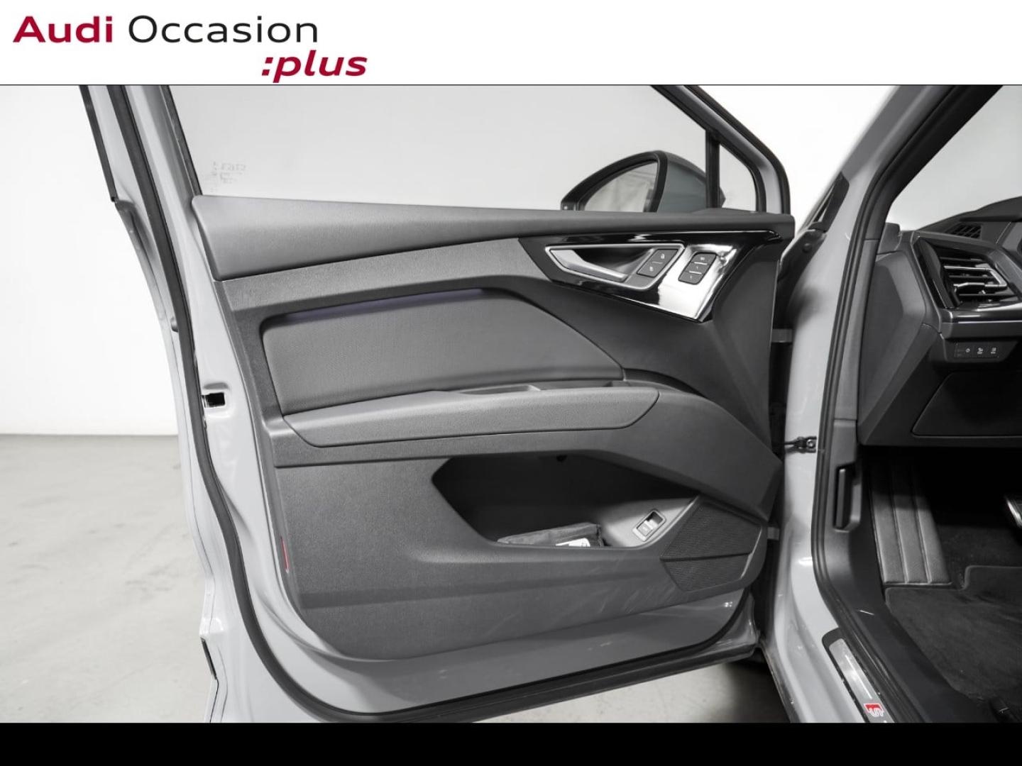 Voitures occasions Audi Q4 Sportback e-tron S line Paris