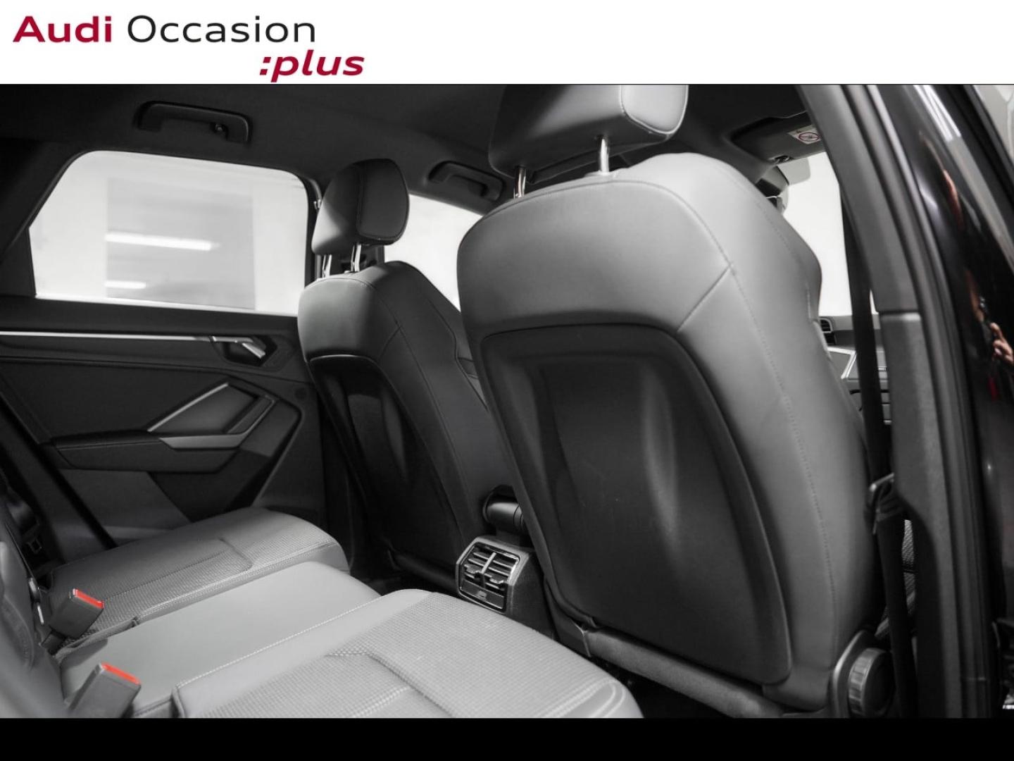Voitures occasions Audi Q3 S line Paris