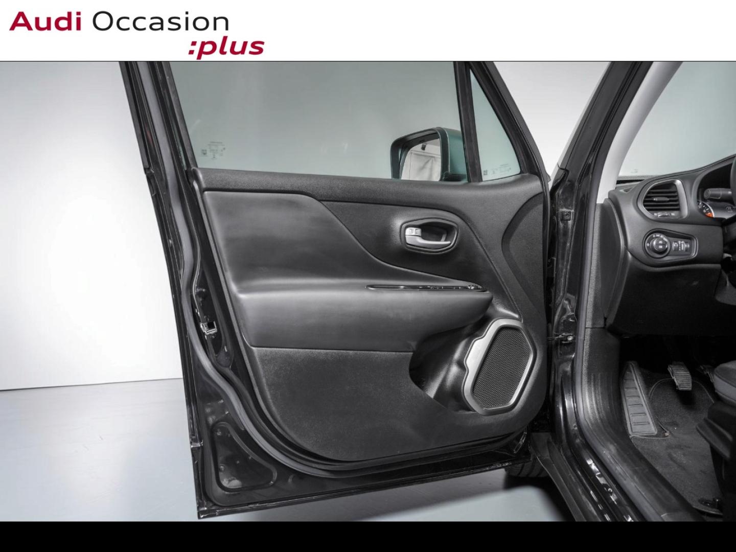 Voitures occasions JEEP RENEGADE Limited Paris