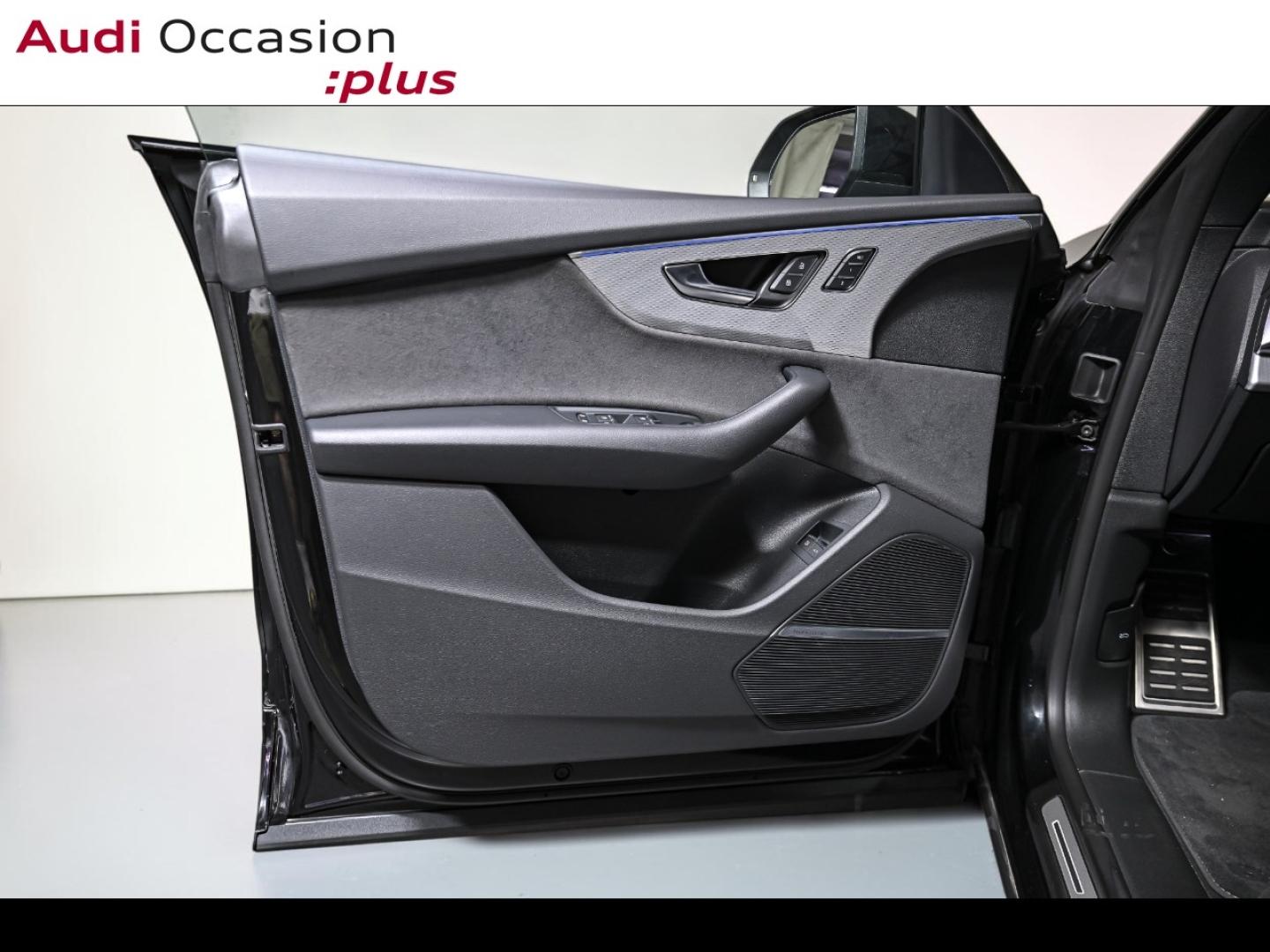 Voitures occasions Audi Q8 Compétition Paris