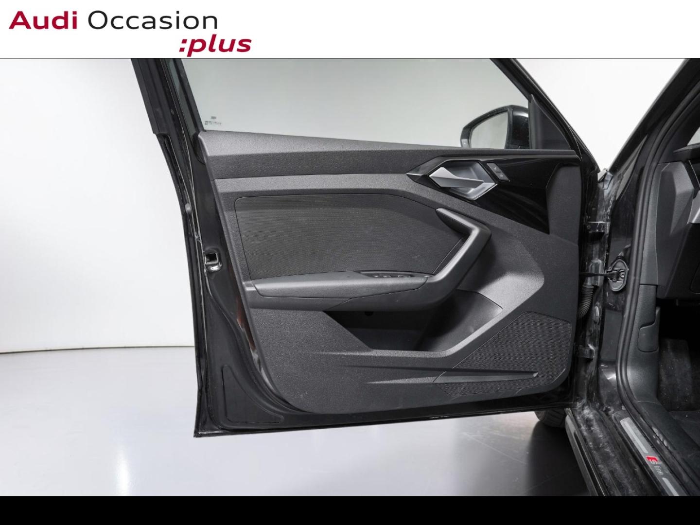 Voitures occasions Audi A1 Sportback S line Paris