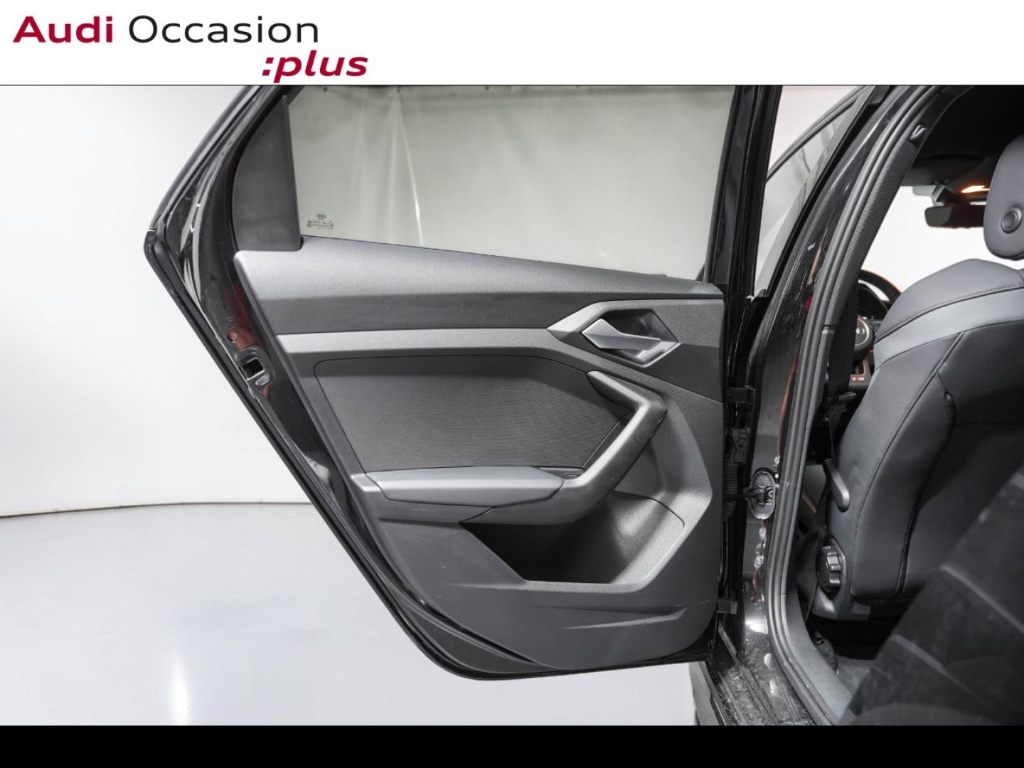 Voitures occasions Audi A1 Sportback S line Paris