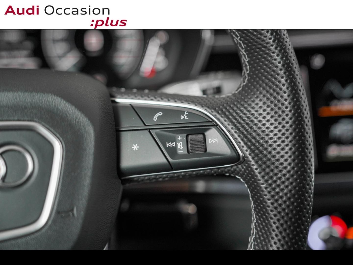 Voitures occasions Audi Q3 S line Paris