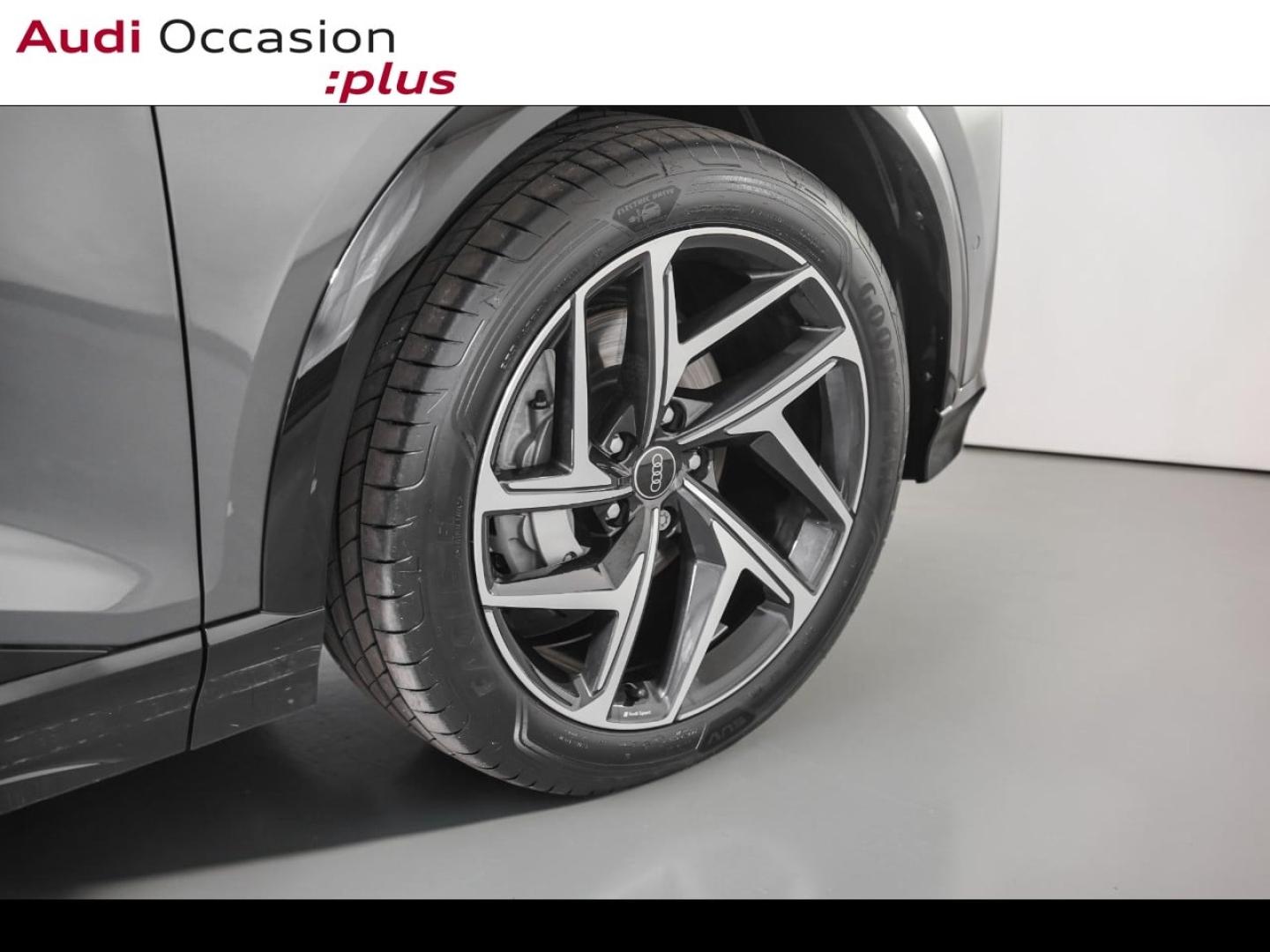 Voitures occasions Audi Q6 Sportback e-tron S line Paris