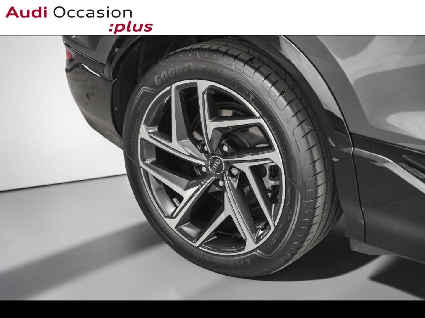 Voitures occasions Audi Q6 Sportback e-tron S line Paris