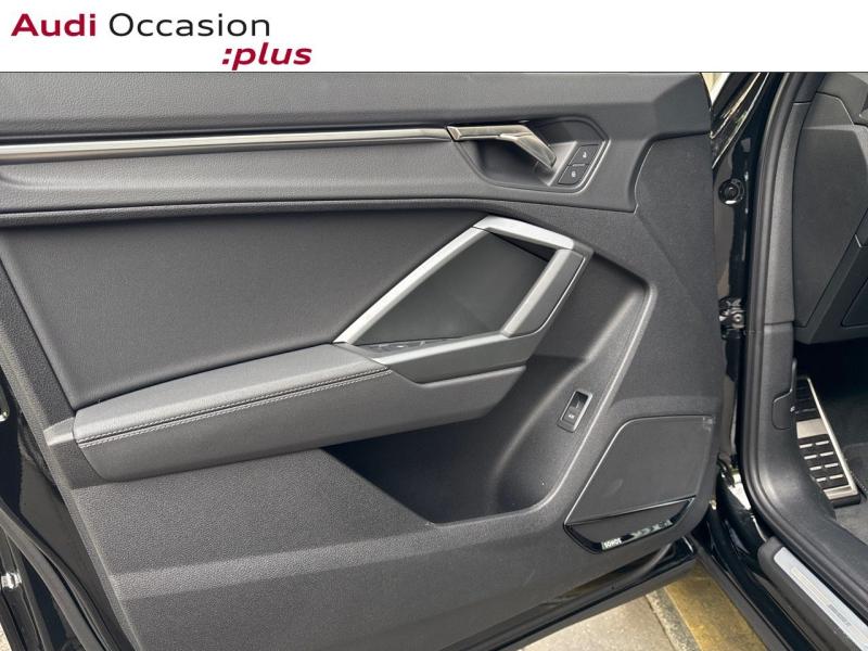 Voitures occasions Audi Q3 Sportback S line Paris