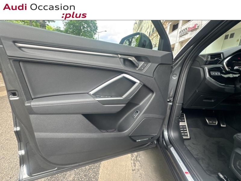 Voitures occasions Audi Q3 Sportback S line Paris
