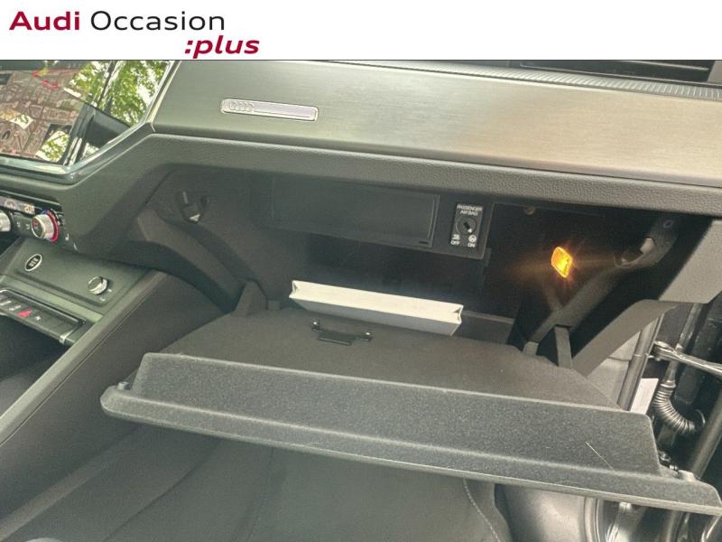 Voitures occasions Audi Q3 Sportback S line Paris