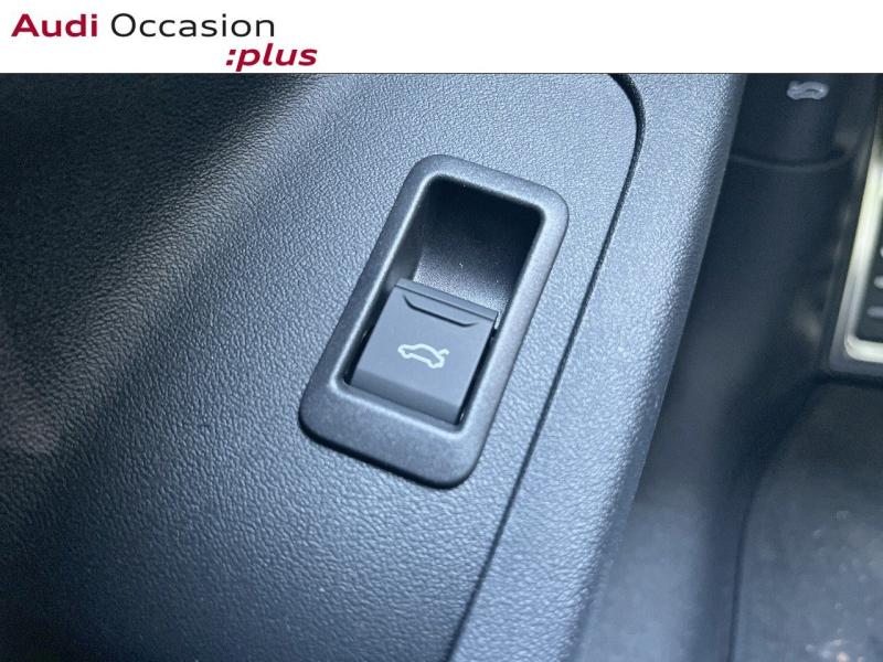 Voitures occasions Audi Q6 e-tron S line Paris