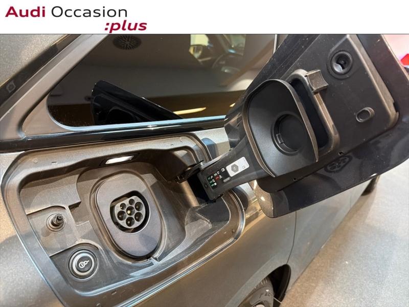 Voitures occasions Audi A6 Avant e-tron S line Paris