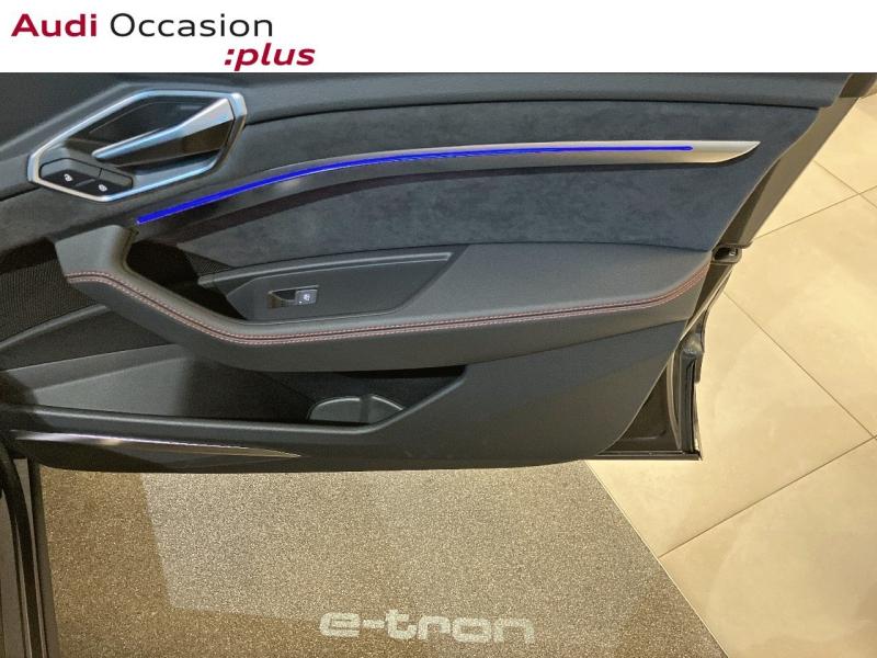 Voitures occasions Audi Q8 E-TRON S Line Paris
